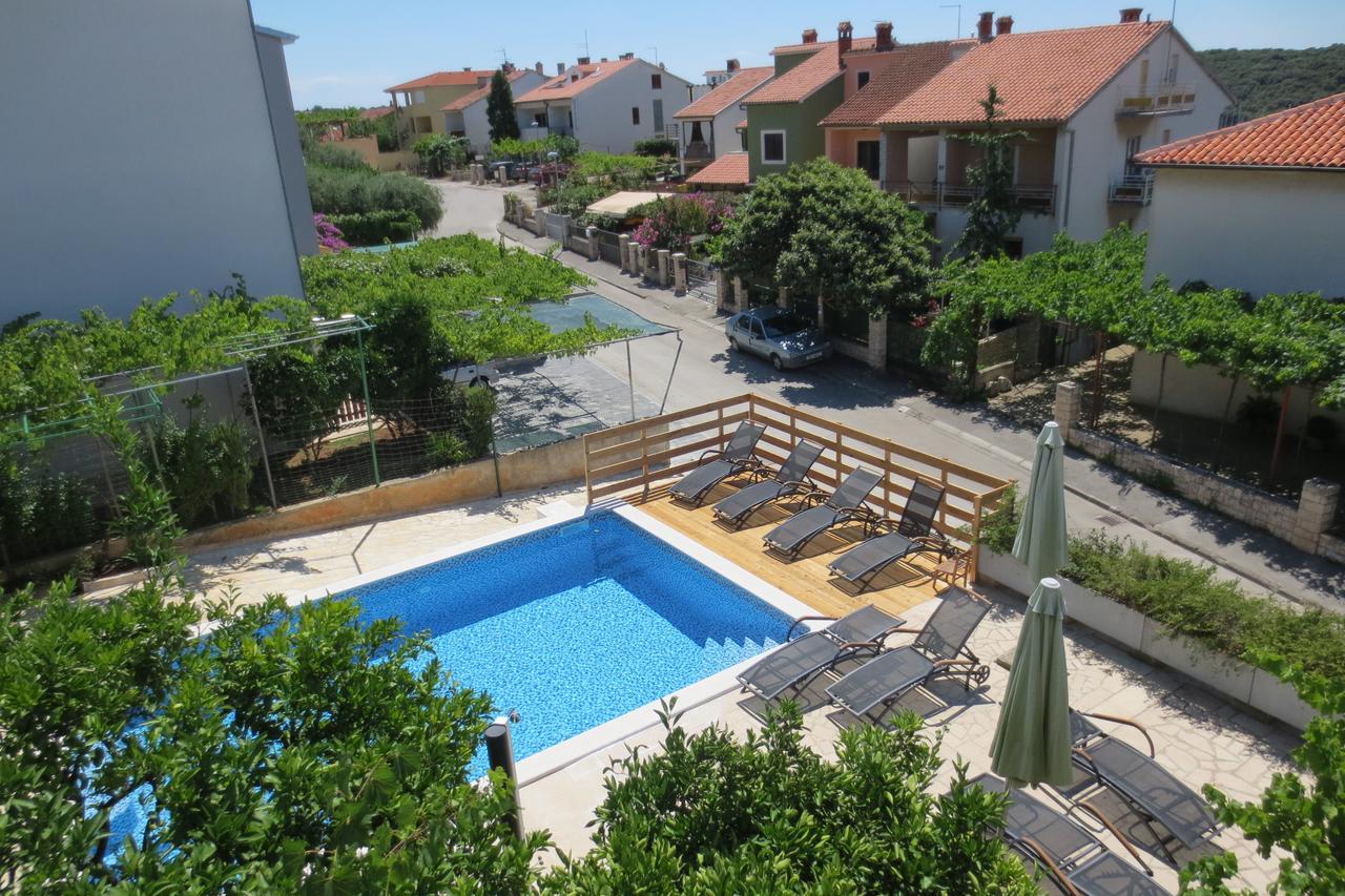 Zimmer F1 3* Pula